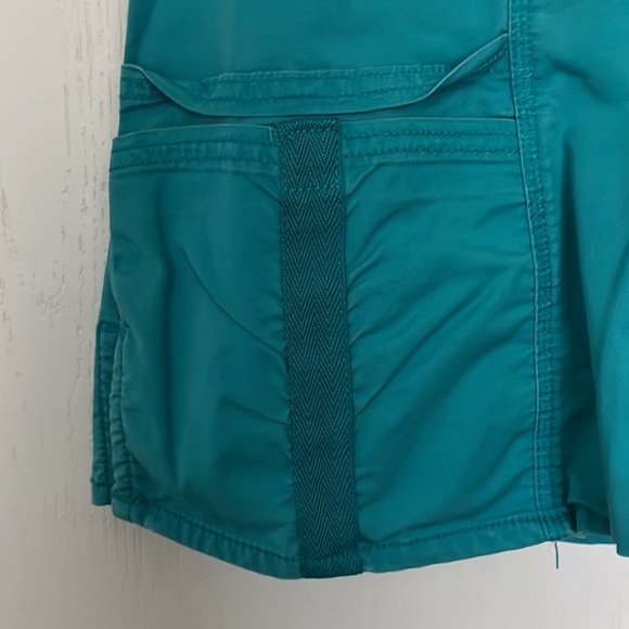 Scrub top - Picture 3 of 5